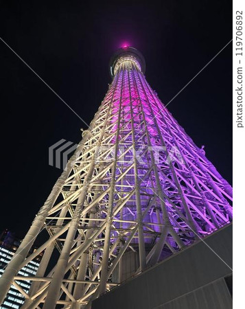 天空樹特別亮起 119706892