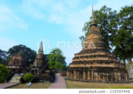 Wat Mahathat, Sukhothai, Thailand 119707448
