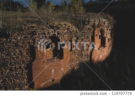 The dilapidated walls of the Bobruisk fortress made of red brick 119707778