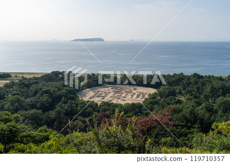 [Kagawa Prefecture Kannonji City] Zenigata Sand Painting 119710357