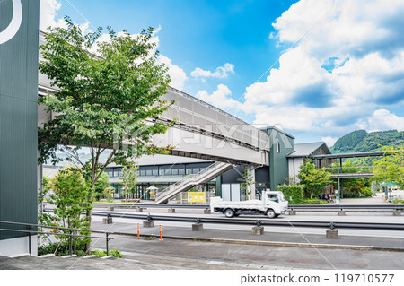 藍天映襯下閃耀的KADODE OIGAWA（靜岡縣） 119710577