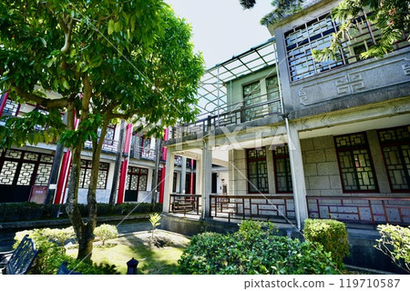 國立台灣藝術教育中心（台灣台北市中正區） 119710587
