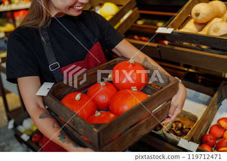 Fresh, Vibrant Pumpkins Perfectly Arranged in Market Baskets A Seasonal Produce Display Fresh, Vibrant Pumpkins Perfectly Arranged in Market Baskets A Seasonal Produce Display 119712471