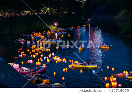 Lantern Festival at Chidorigafuchi park, Tokyo, Chiyoda City, Kojimachi, Japan 119714079