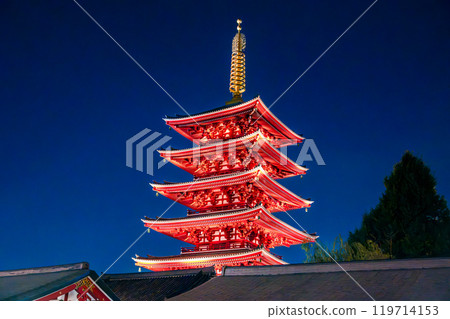 Senso-ji temple by night in Asakusa, Taito City, Tokyo, Japan 119714153