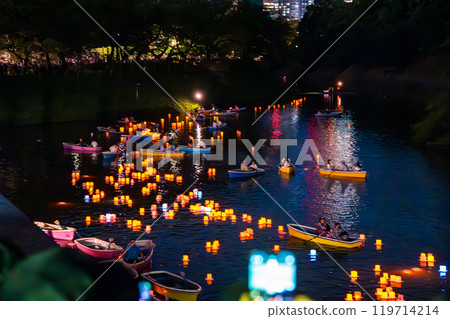 Lantern Festival at Chidorigafuchi park, Tokyo, Chiyoda City, Kojimachi, Japan 119714214