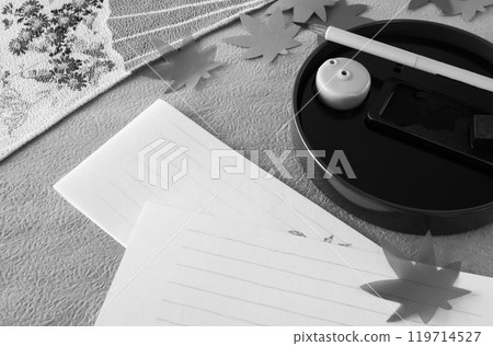 Seasonal news on a short note Letters Short notes Greetings Thank you notes Cover notes Seasonal news on a short note Letters Short notes Greetings Thank you notes Cover notes 119714527