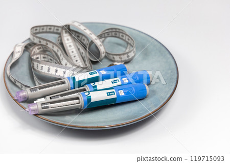 Ozempic Insulin injection pen for diabetics and weight loss. Medical equipment for diabetes parients. Ozempic Insulin injection pen for diabetics and weight loss. Medical equipment for diabetes parients. 119715093