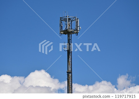 Communication image (radio tower: base station) Communication image (radio tower: base station) 119717915
