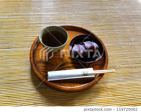 Akafuku mochi and tea Akafuku mochi and tea 119720002