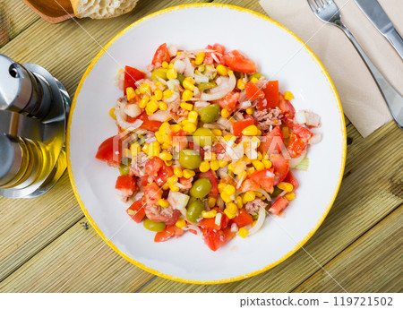 Salad with canned tuna, olives and corn 119721502