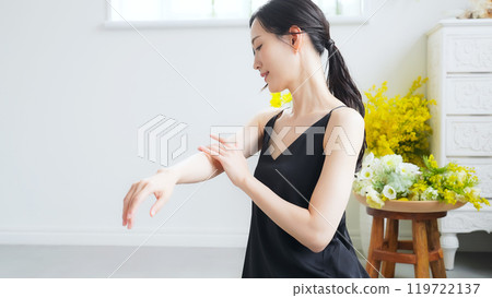 Skin care image of a woman's arm 119722137