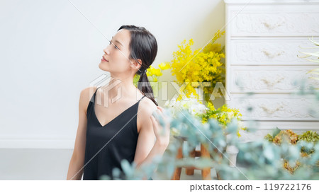 女性美容肖像護膚化妝品 119722176