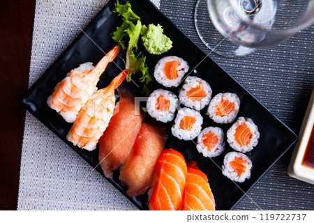 Sushi platter with norimaki and nigiri 119722737