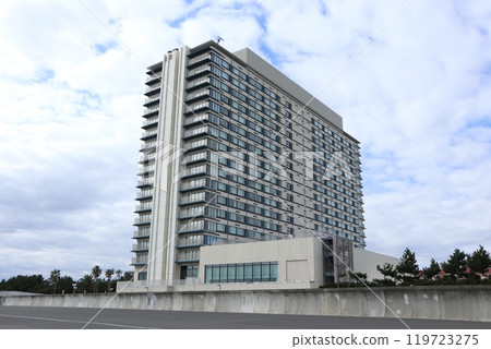 Shin-Urayasu cityscape 119723275