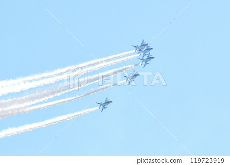 Blue Impulse  119723919