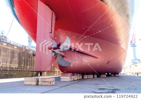 Stern of a huge cargo ship 119724922