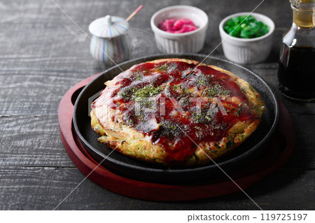 Okonomiyaki (Pork and egg) Okonomiyaki (Pork and egg) 119725197