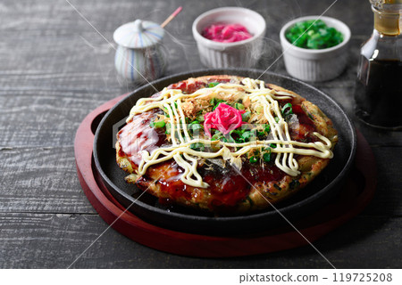 Okonomiyaki (Pork and egg) 119725208