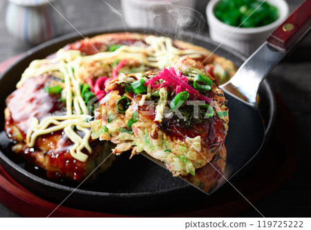 Okonomiyaki (Pork and egg) Okonomiyaki (Pork and egg) 119725222
