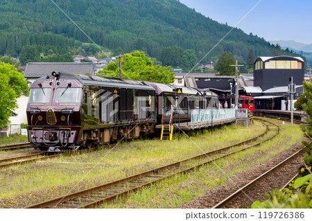 Yufuin Station and tourist train Yufuin Station and tourist train 119726386