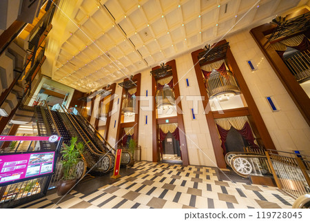 Herbis ENT: A luxurious building 119728045