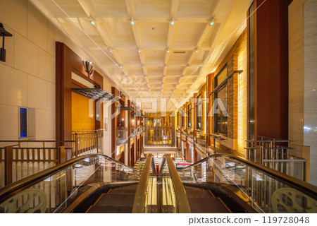 Herbis ENT: A luxurious building Herbis ENT: A luxurious building 119728048