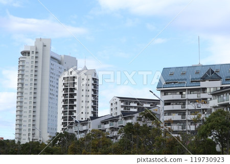 Shin-Urayasu cityscape 119730923