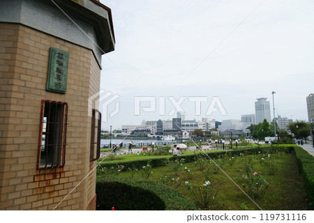 Yokosuka Naval Port Main Gate Guard Station Yokosuka Naval Port Main Gate Guard Station 119731116