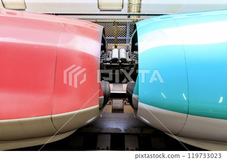 The coupling between the E5 Series Hayabusa and the E6 Series Komachi 119733023