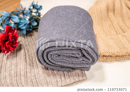 Winter gifts: scarves and hats Winter gifts: scarves and hats 119733071