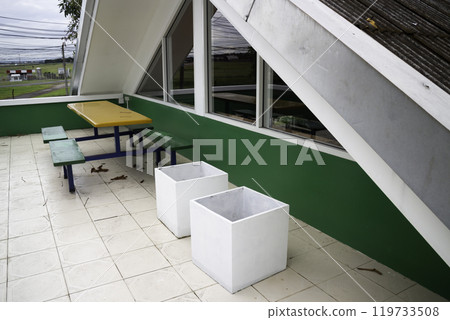Vintage outdoor coffee table in cafe terrace 119733508