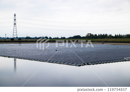 Umenoki Koto Reservoir, Kawajima-cho, Saitama Prefecture Floating solar power plant Umenoki Koto Reservoir, Kawajima-cho, Saitama Prefecture Floating solar power plant 119734837