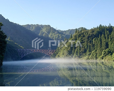 只見河和霧 只見河和霧 119739090