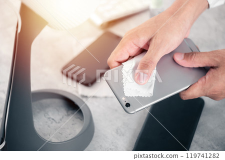 Cleaning the smartphone 119741282