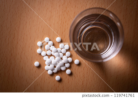 Side effects of drugs 119741761