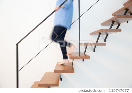 骷髏樓梯，人，日本，時尚 119747077