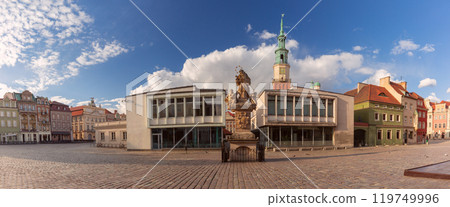 Old Market Square with historical buildings in Poznan, Poland 119749996