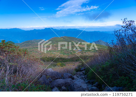 [Mountain material] Tenguhara and sea of clouds in early autumn [Nagano Prefecture] 119750271