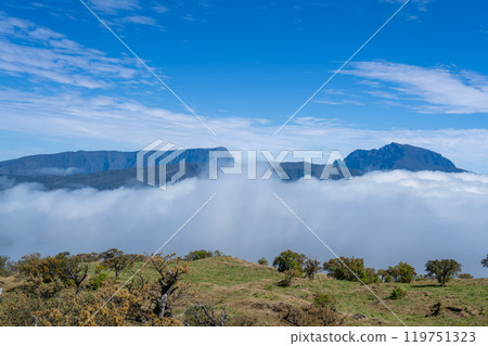Awe-inspiring view of Cirque de Salazie, Reunion Island. 119751323