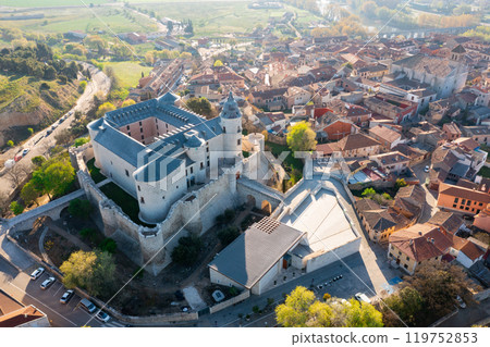 Aerial view of medieval castle in Spanish township of Simancas 119752853