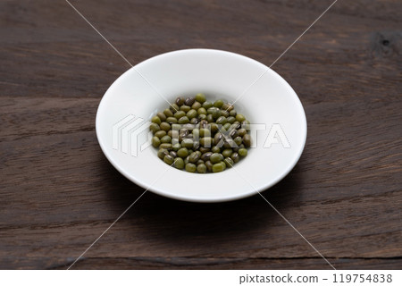 Mung beans, grains, rice substitutes 119754838
