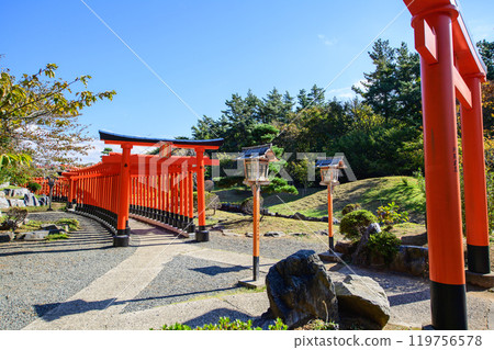 Takayama Inari Shrine, Ryujingu Torii and Senbon Torii, Aomori Prefecture 119756578
