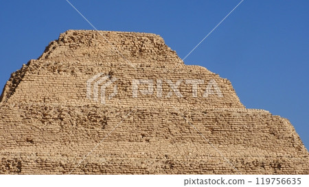 世界上最古老的階梯金字塔 119756635