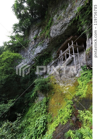 鳥取三朝國寶三德山三佛寺投入堂 鳥取三朝國寶三德山三佛寺投入堂 119756785