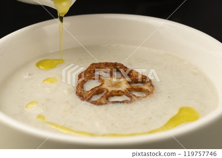 Lotus root potage, serving, cooking 119757746