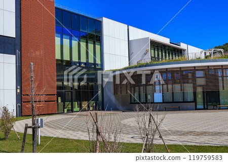 Hokkaido Muroran City DENZAI Environmental Science Museum and Muroran City Library 119759583