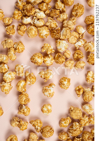 Sweet caramelized popcorn top view close up Sweet caramelized popcorn top view close up 119762237