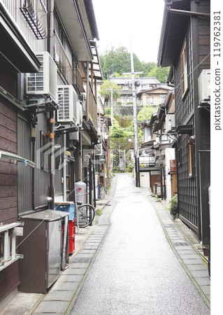 古城下町的後巷 119762381