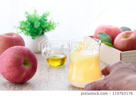 100%果汁蘋果汁 119763176